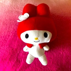 My Melody Small Plushy with white daisy